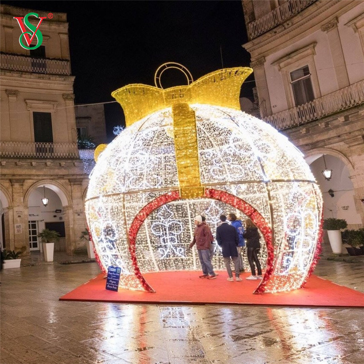 Large 3D Arch Ball Shape Outdoor Motif Light for Christmas Decoration