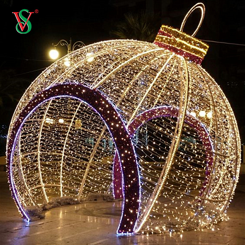 Memorable Holiday Night LED Decoration Giant Ball Motif Light for Outdoor Christmas Street