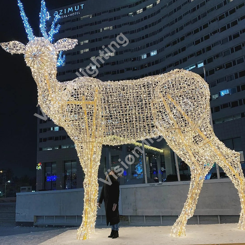 Christmas outdoor decoration 3D Sculpture motif Customized giant animal led deer light