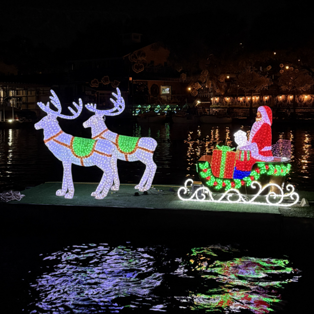 Outdoor Garden Street Motif Acrylic Reindeer Santa Claus with Sleigh Decoration Light