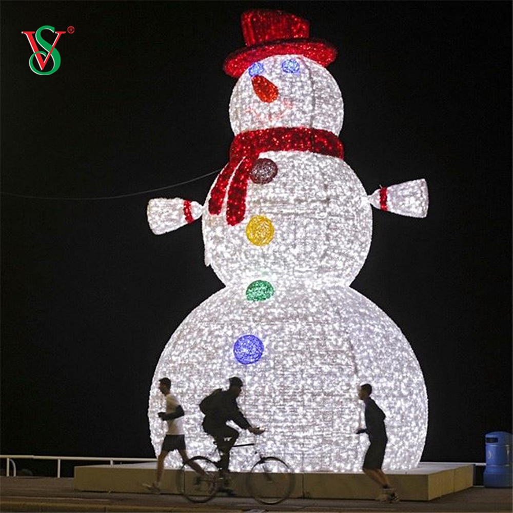 Large LED 3D Snowman for Christmas Holiday Outdoor Decoration