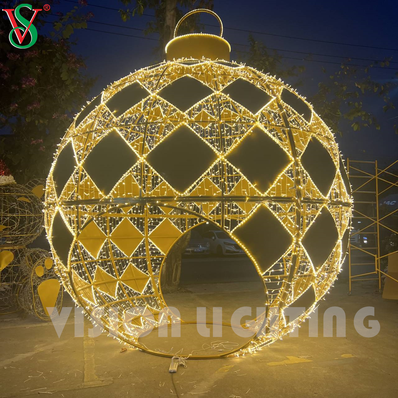 3D Illuminated Sphere Christmas Giant Round Arch Ball Shape Decoration Light for Outdoor Street