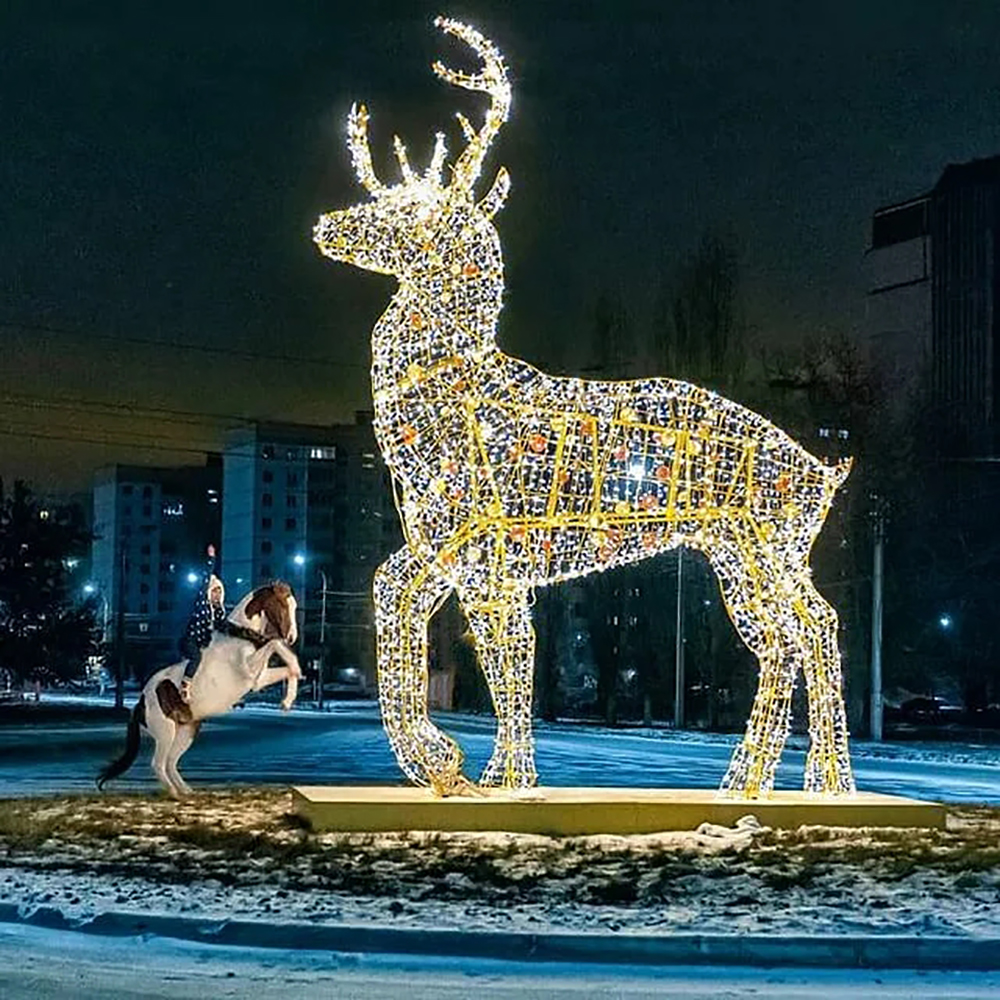 Christmas outdoor decoration 3D Sculpture motif Customized giant animal led deer light