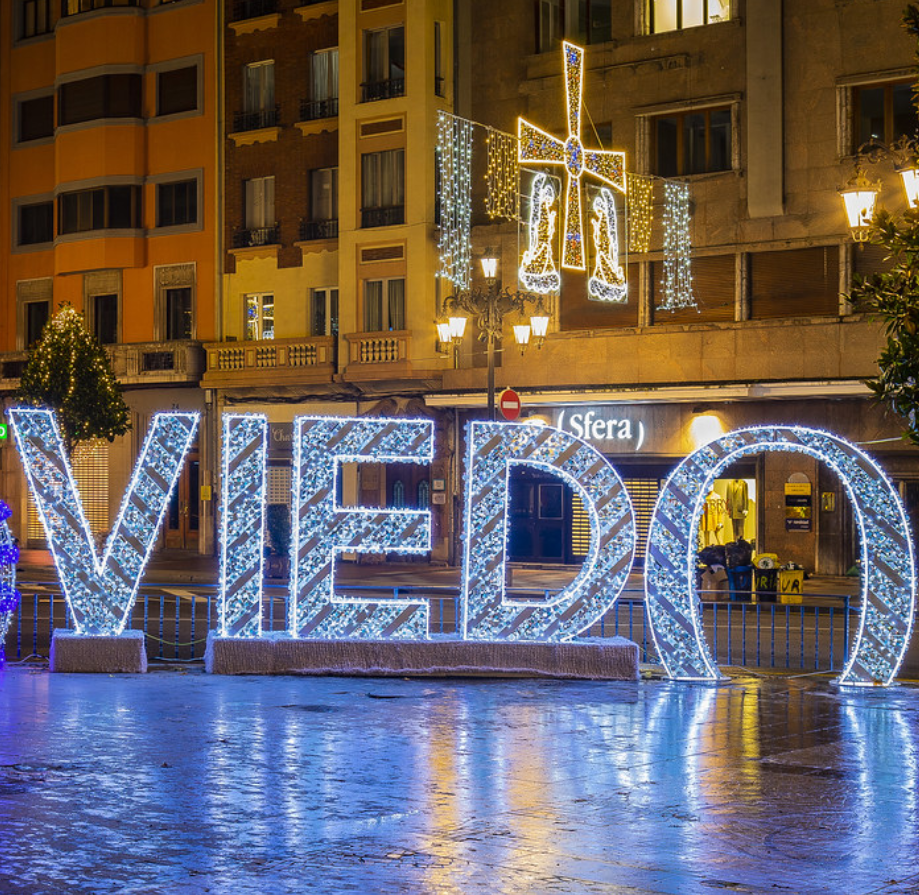 Outdoor 3D Illuminated Christmas New Year Sign Board LED Motif Decoration Light