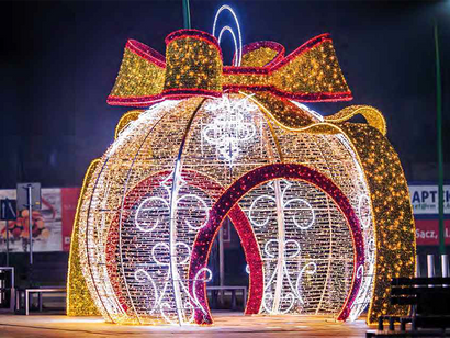 Giant Arch Ball in Street