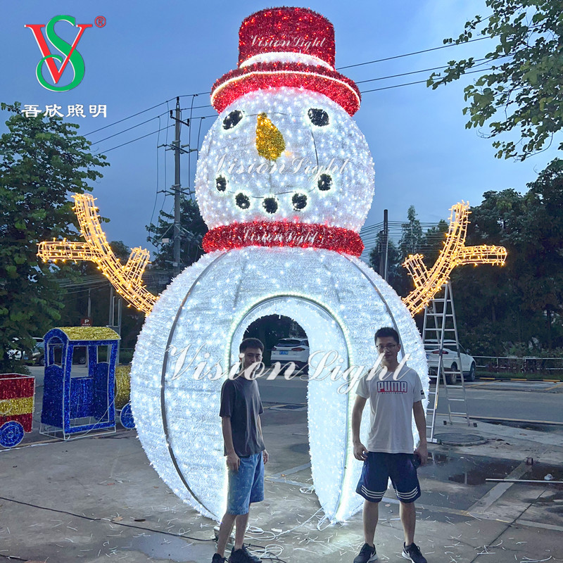 Customized Outdoor 3D Figurine Lighted Christmas Santa Snowman Led Sculpture Lights