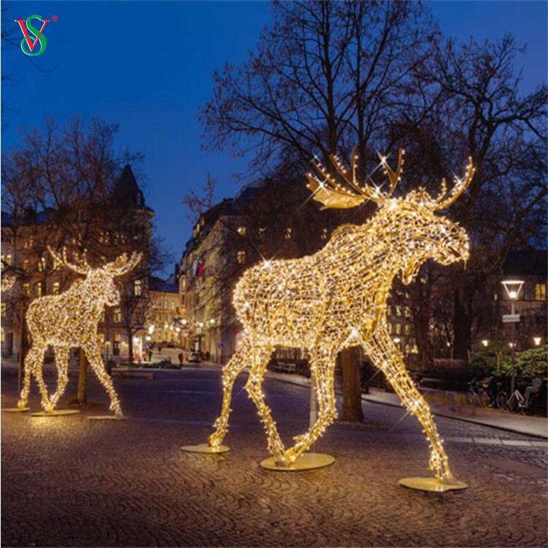 Outdoor Large 3D Reindeer Sculpture Light for Christmas Decoration